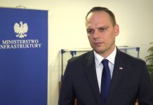 Ministerstwo Infrastruktury będzie edukować Polaków o nowych przepisach ruchu drogowego. Zmiany wchodzące w życie od czerwca mają m.in. zwiększyć bezpieczeństwo pieszych