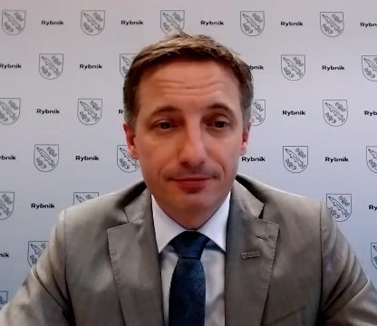 Samorządy krytykują Krajowy Plan Odbudowy. Chcą większego udziału w dysponowaniu unijnymi środkami