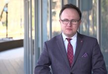 Już wkrótce szczepienia na COVID-19 będą mogły odbywać się w aptekach. Farmaceuci gotowi na nowe obowiązki